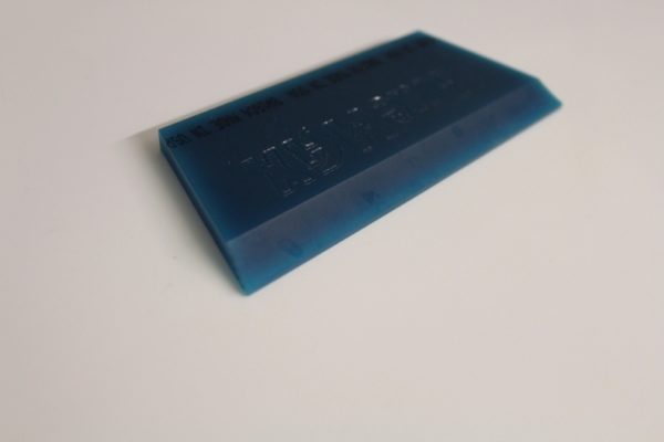 Llumar Blue Max-lasta - Tummennuskalvot.fi